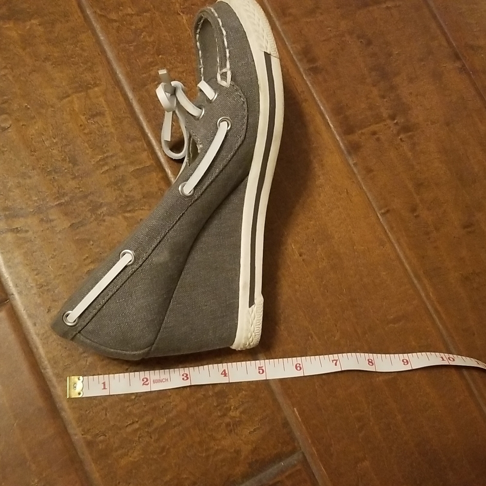 Rock & Candy Gray Wedges - Picture 10 of 10